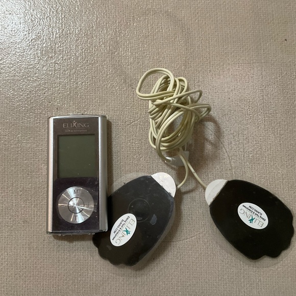 Elixing IPRO Massager IV & accessories (over $400 value) - Picture 6 of 16